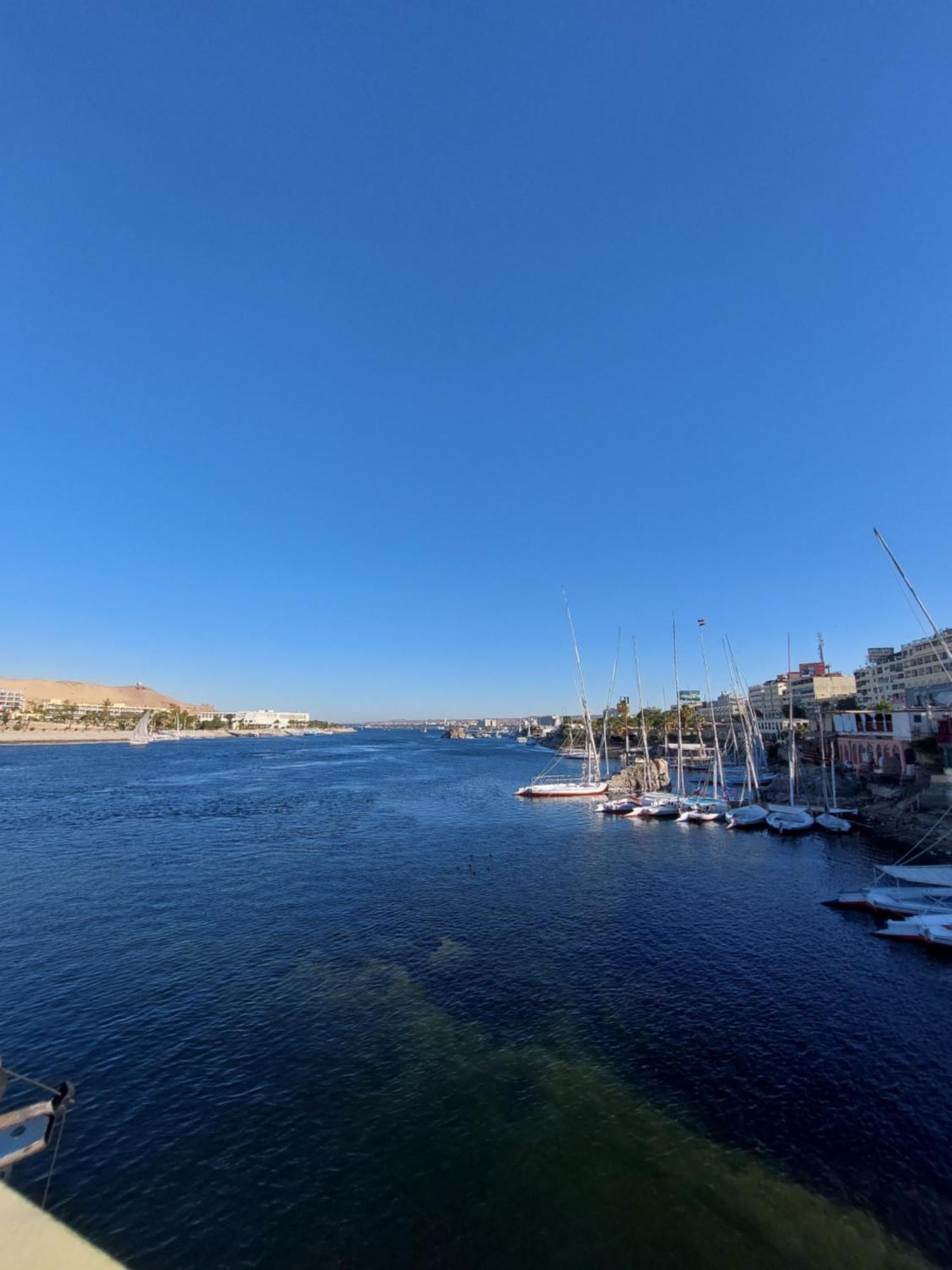 Upper Sky Tours 5 Stars Nile Cruises Sailing From Luxor To Aswan Every Saturday & Monday For 4 Nights - From Aswan Every Wednesday And Friday For Only 3 Nights With All Visits Exteriér fotografie